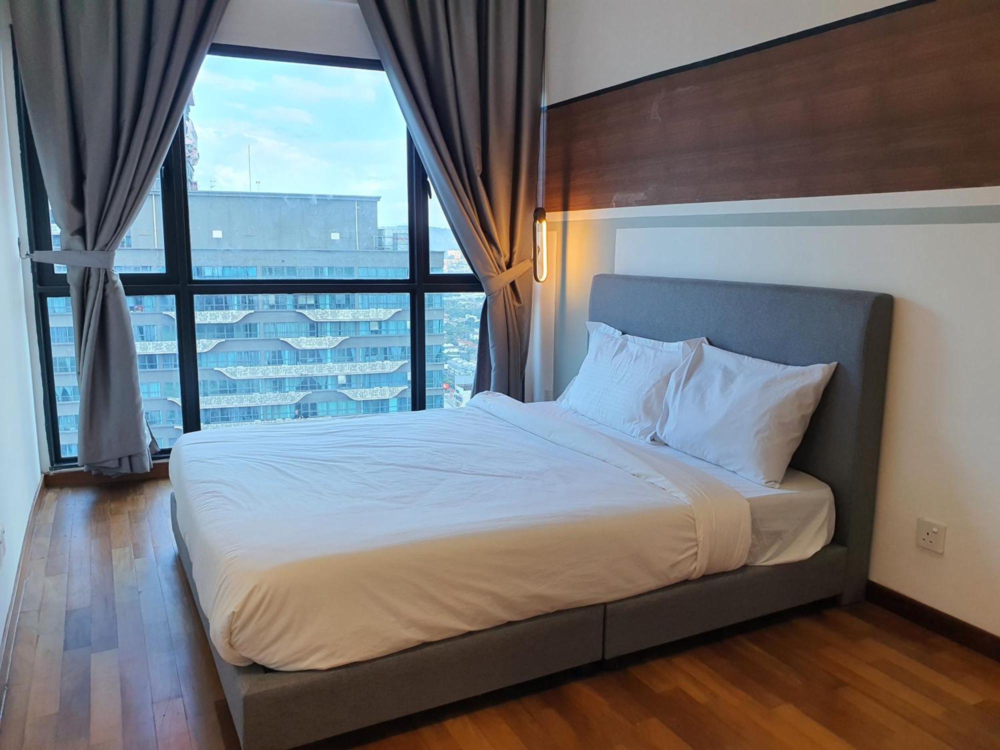 Reizz Residence By Luxury Suites كوالالمبور المظهر الخارجي الصورة